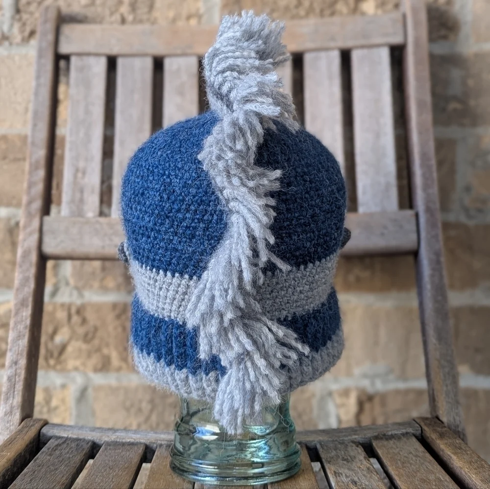 Garnet Hill Knit Character Novelty Hat Kids Gray Blue Mohawk